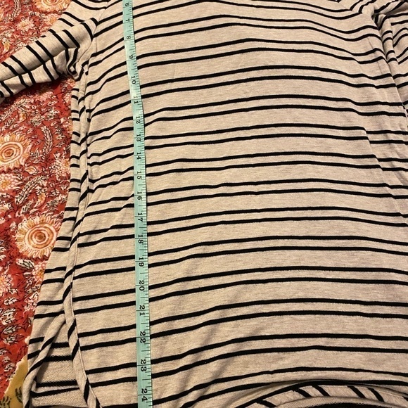 market&spruce long sleeve top size Medium - Picture 2 of 5